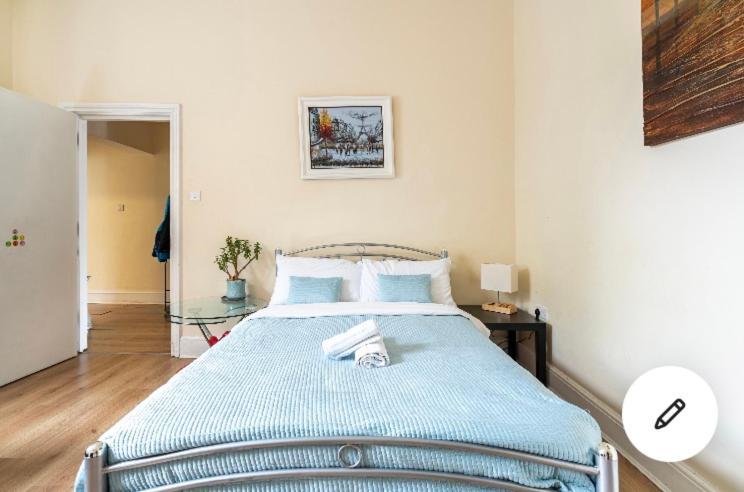 Rosie Blue Apartment London Bagian luar foto